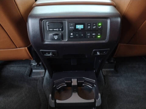 2018 Toyota Sequoia Platinum