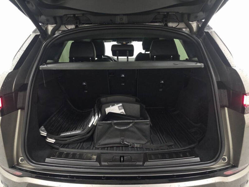 2023 Land Rover Range Rover Evoque P250 R-Dynamic SE