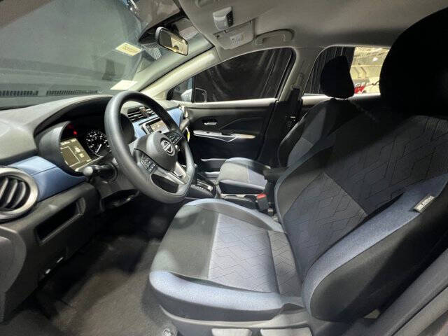 2025 Nissan Versa SV