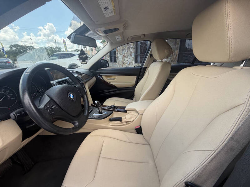 2017 BMW 3 Series 320i