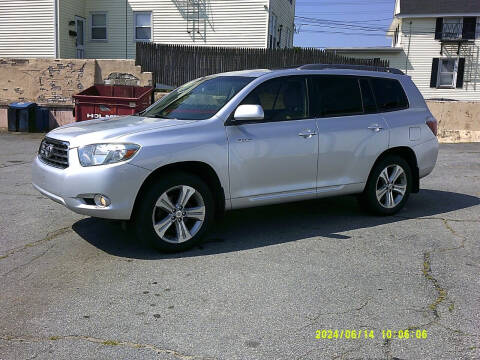 2008 Toyota Highlander for sale at MIRACLE AUTO SALES in Cranston RI