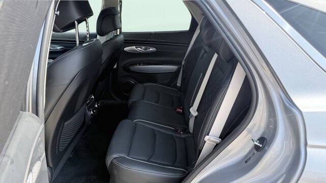 2023 Genesis Electrified GV70
