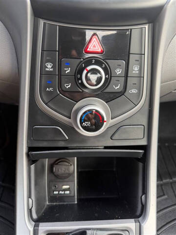 2016 Hyundai Elantra