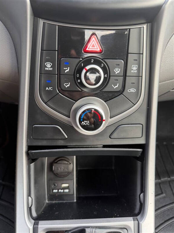 2016 Hyundai Elantra