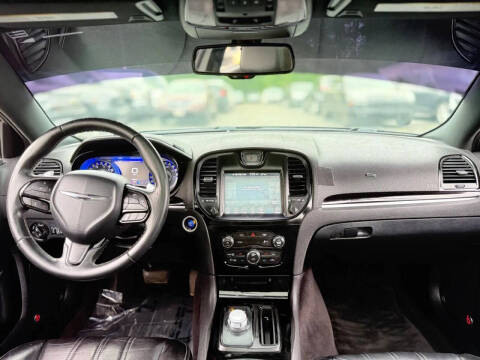 2017 Chrysler 300