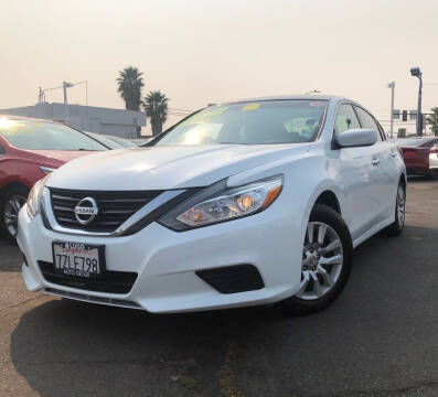 2016 Nissan Altima for sale at Lugo Auto Group in Sacramento CA