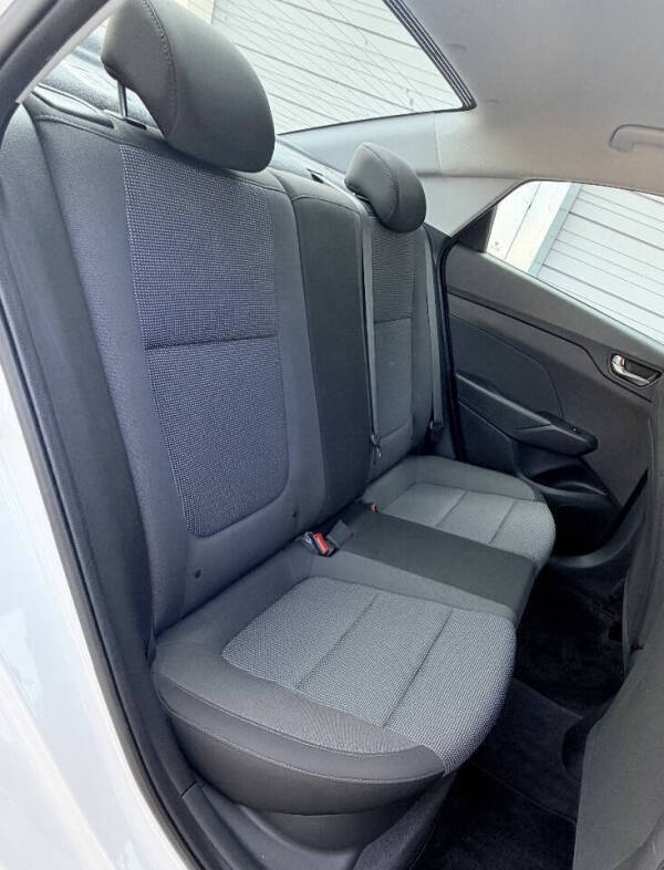 2022 Hyundai Accent SE