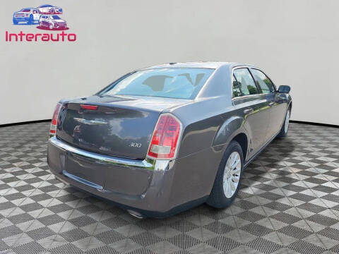 2013 Chrysler 300