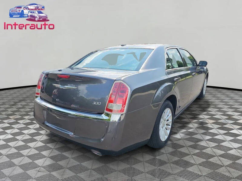 2013 Chrysler 300