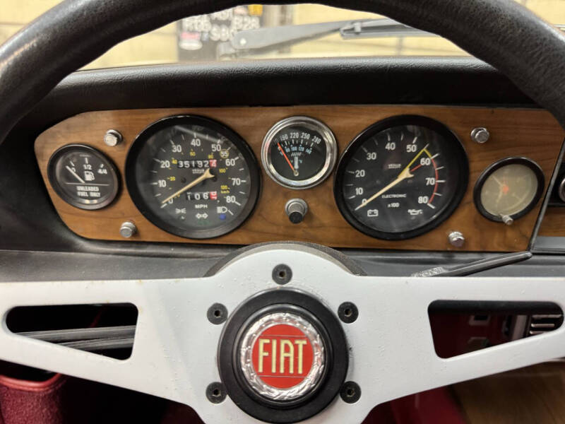 1980 FIAT 124 Spider