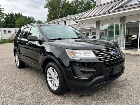 2017 Ford Explorer for sale at DAHER MOTORS OF KINGSTON in Kingston NH