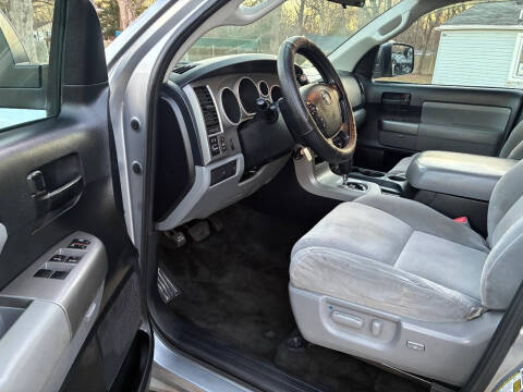 2013 Toyota Sequoia SR5