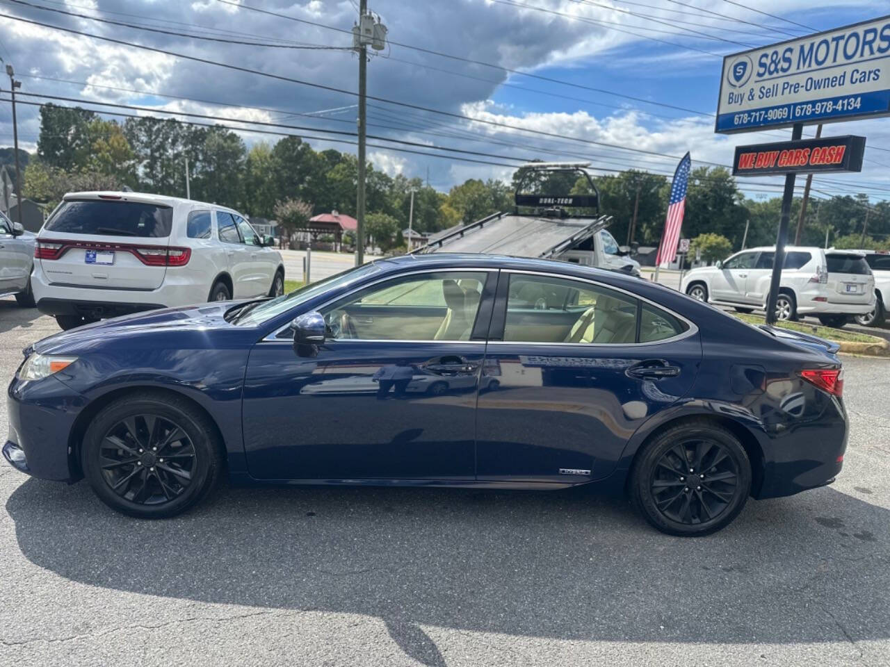 2013 Lexus ES 300h for sale at S & S Motors in Marietta, GA