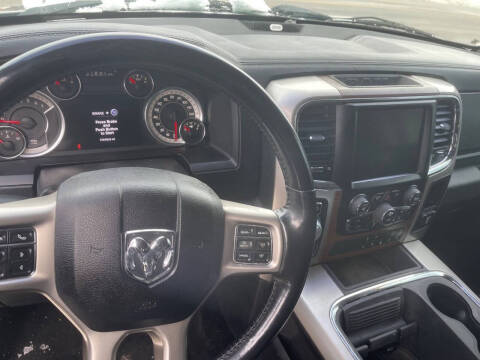 2016 RAM 1500 Laramie