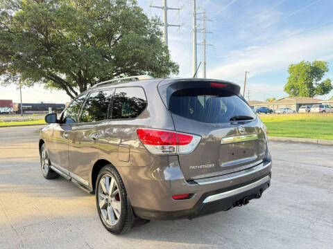 2015 Nissan Pathfinder Platinum