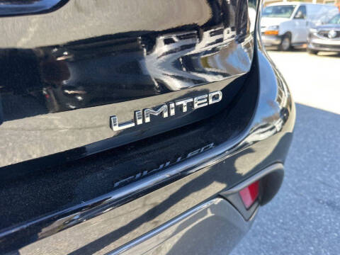 2023 Toyota Highlander Hybrid Limited