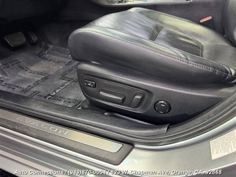 2017 Toyota Avalon Limited