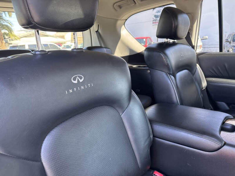 2012 Infiniti QX56