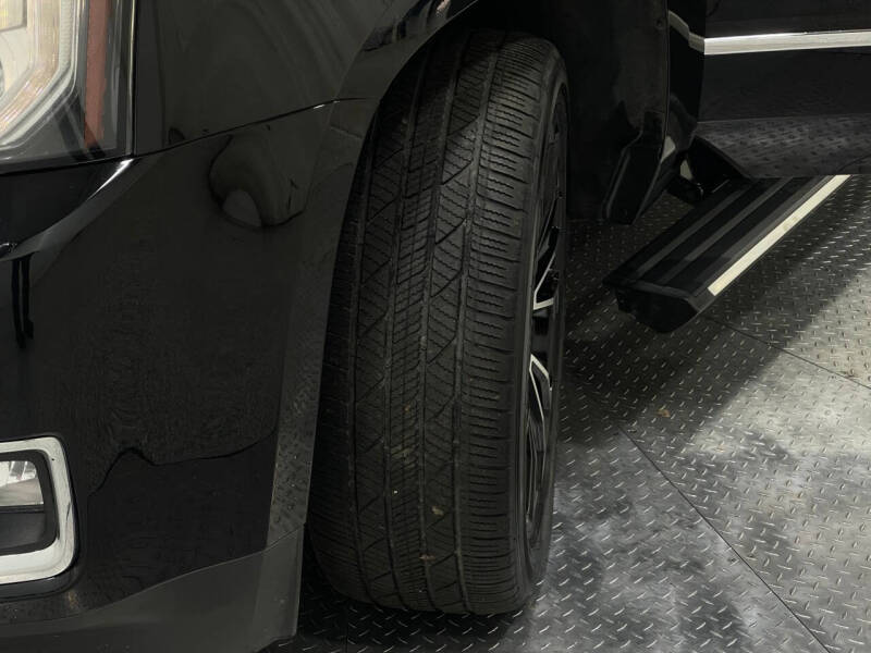 2020 GMC Yukon Denali