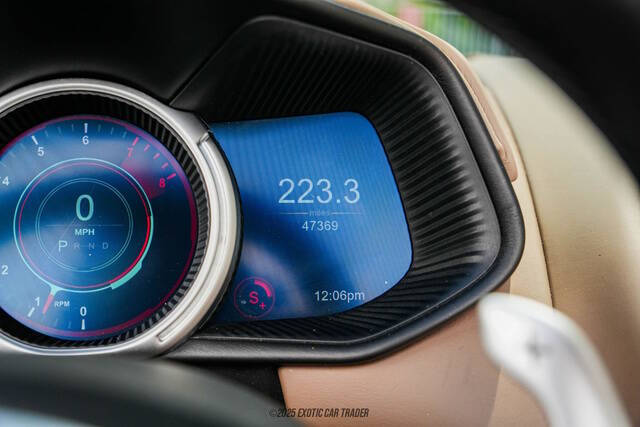 2019 Aston Martin DB11 Volante