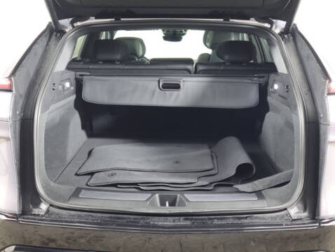 2024 Cadillac LYRIQ Sport 3