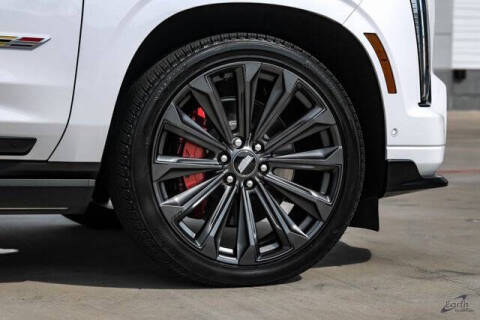 2025 Cadillac Escalade-V