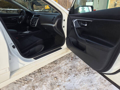 2017 Nissan Altima 2.5 SV