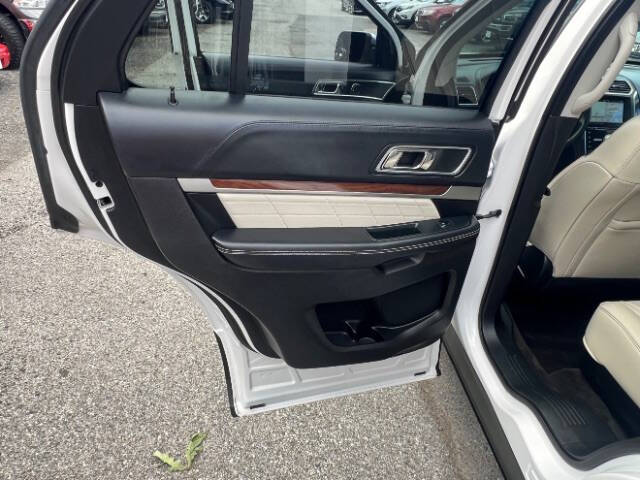 2018 Ford Explorer Platinum