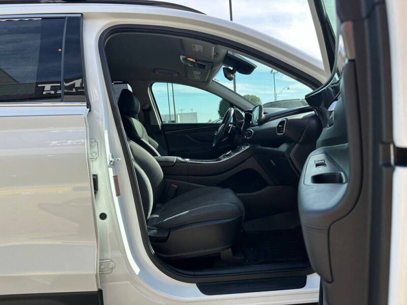 2022 Hyundai Santa Fe XRT