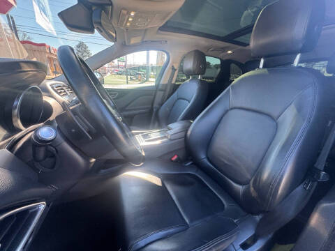 2018 Jaguar F-PACE 30t Premium