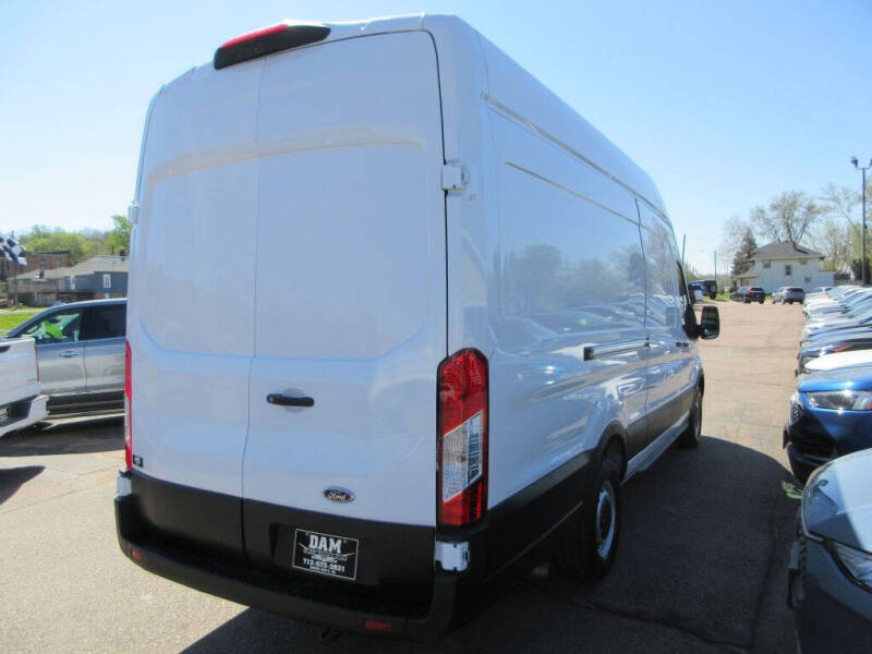 2022 Ford Transit 250