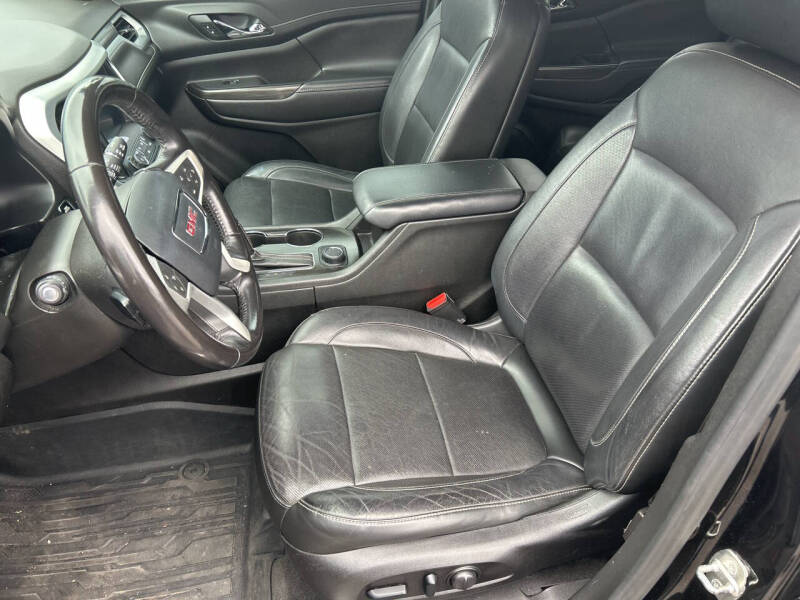 2019 GMC Acadia SLT-1