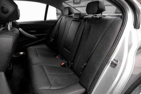 2017 BMW 3 Series 320i