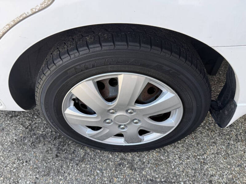 2012 Nissan Versa 1.6 SV