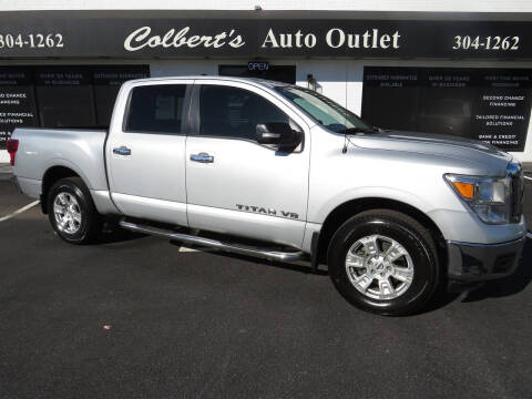 2018 Nissan Titan SV