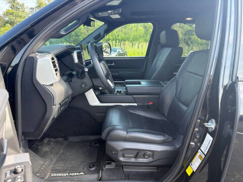 2024 Toyota Sequoia Platinum