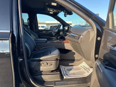 2023 Cadillac Escalade ESV Premium Luxury