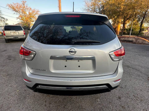 2016 Nissan Pathfinder S