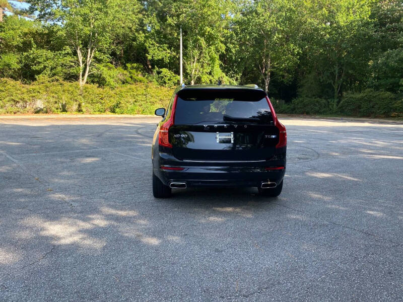 2019 Volvo XC90 T5 R-Design
