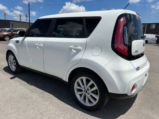 2018 Kia Soul +