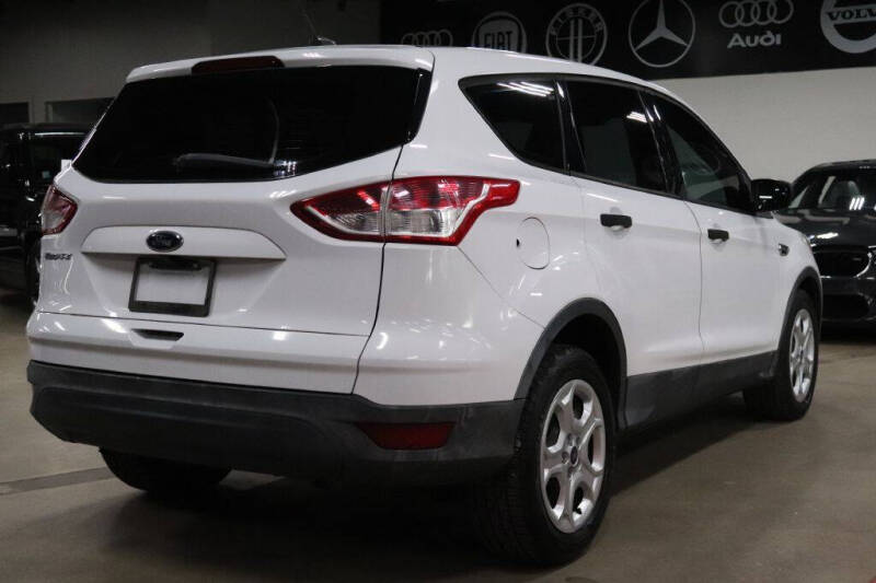 2016 Ford Escape S