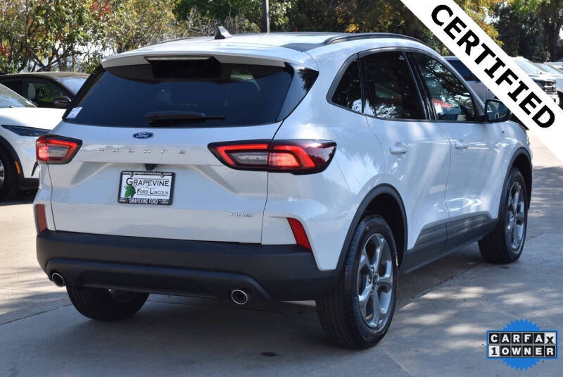 2025 Ford Escape ST-Line Select