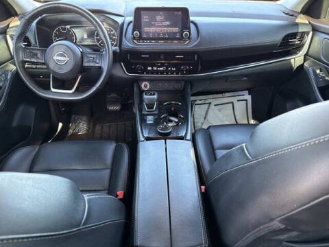 2022 Nissan Rogue SL