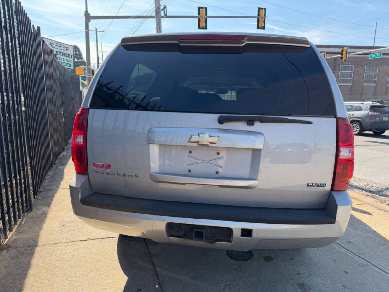 2007 Chevrolet Suburban LT