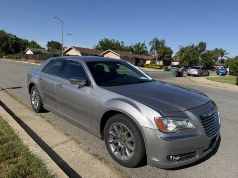 2014 Chrysler 300 C