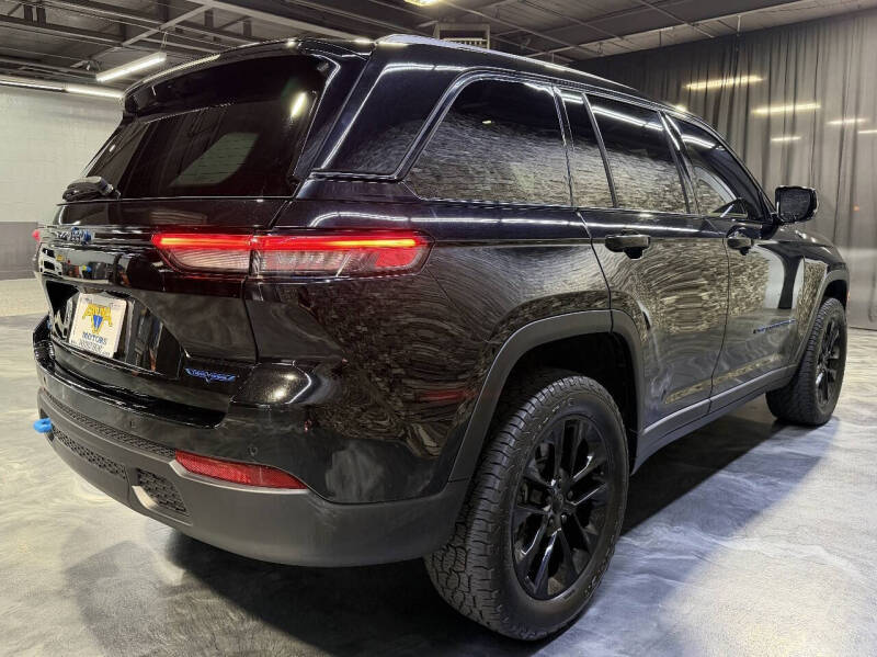 2023 Jeep Grand Cherokee Trailhawk 4xe