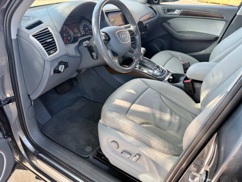 2017 Audi Q5 2.0T quattro Premium Plus