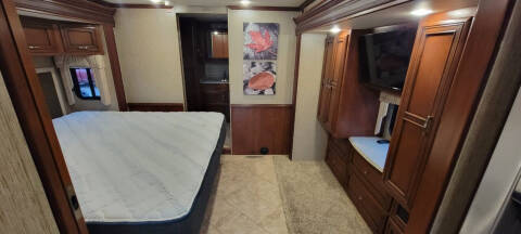 2016 Freightliner XCR Chassis