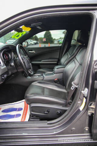 2020 Dodge Charger SXT