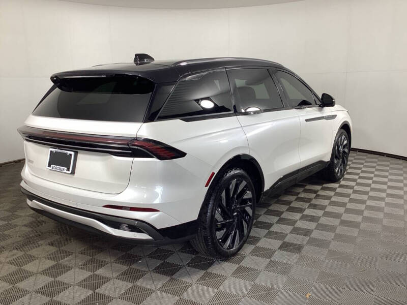 2025 Lincoln Nautilus Reserve